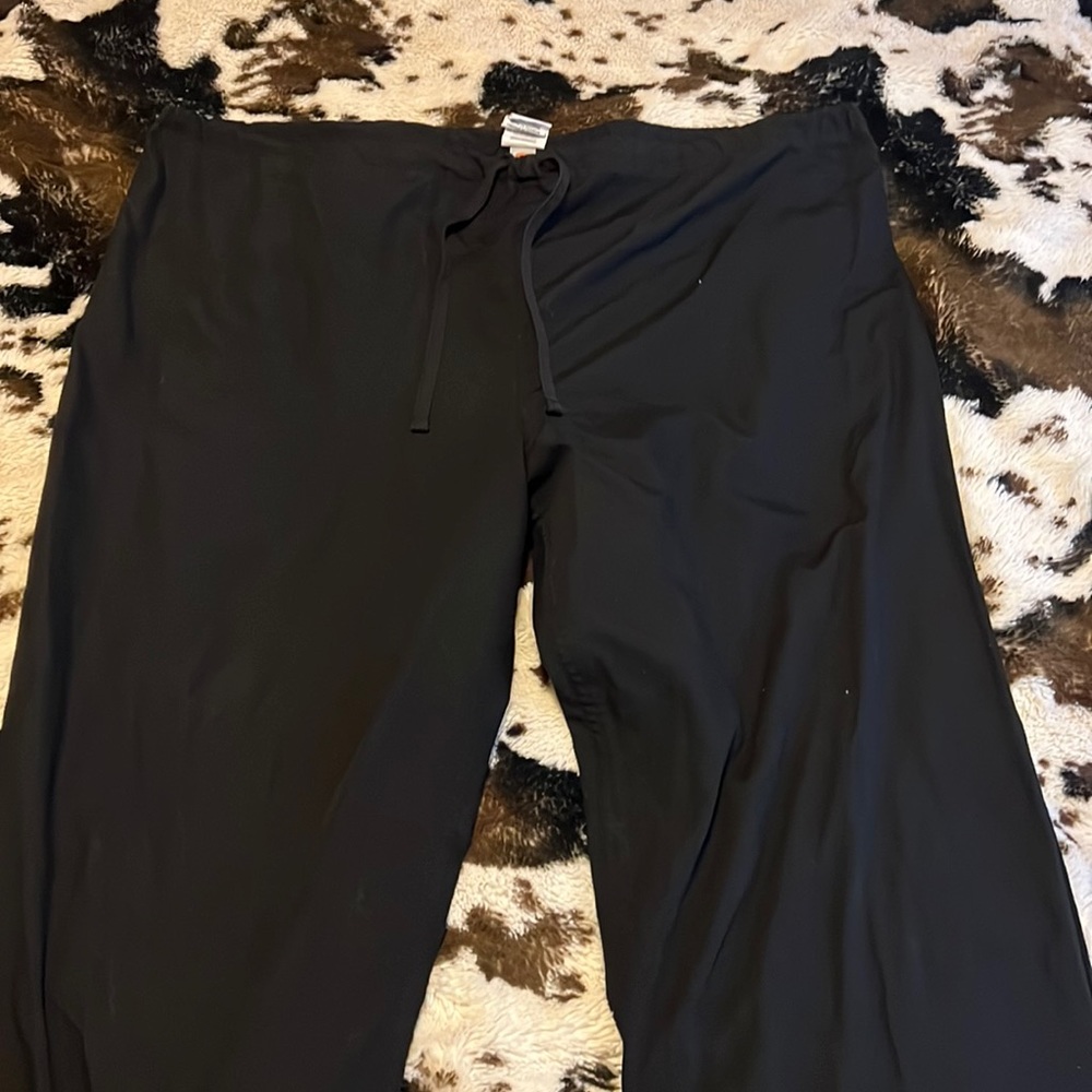 Scrub pants